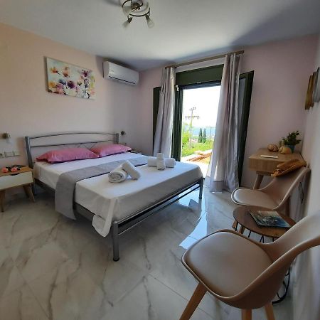 Freesia Grand Sea View Residence Svoronata Exterior foto