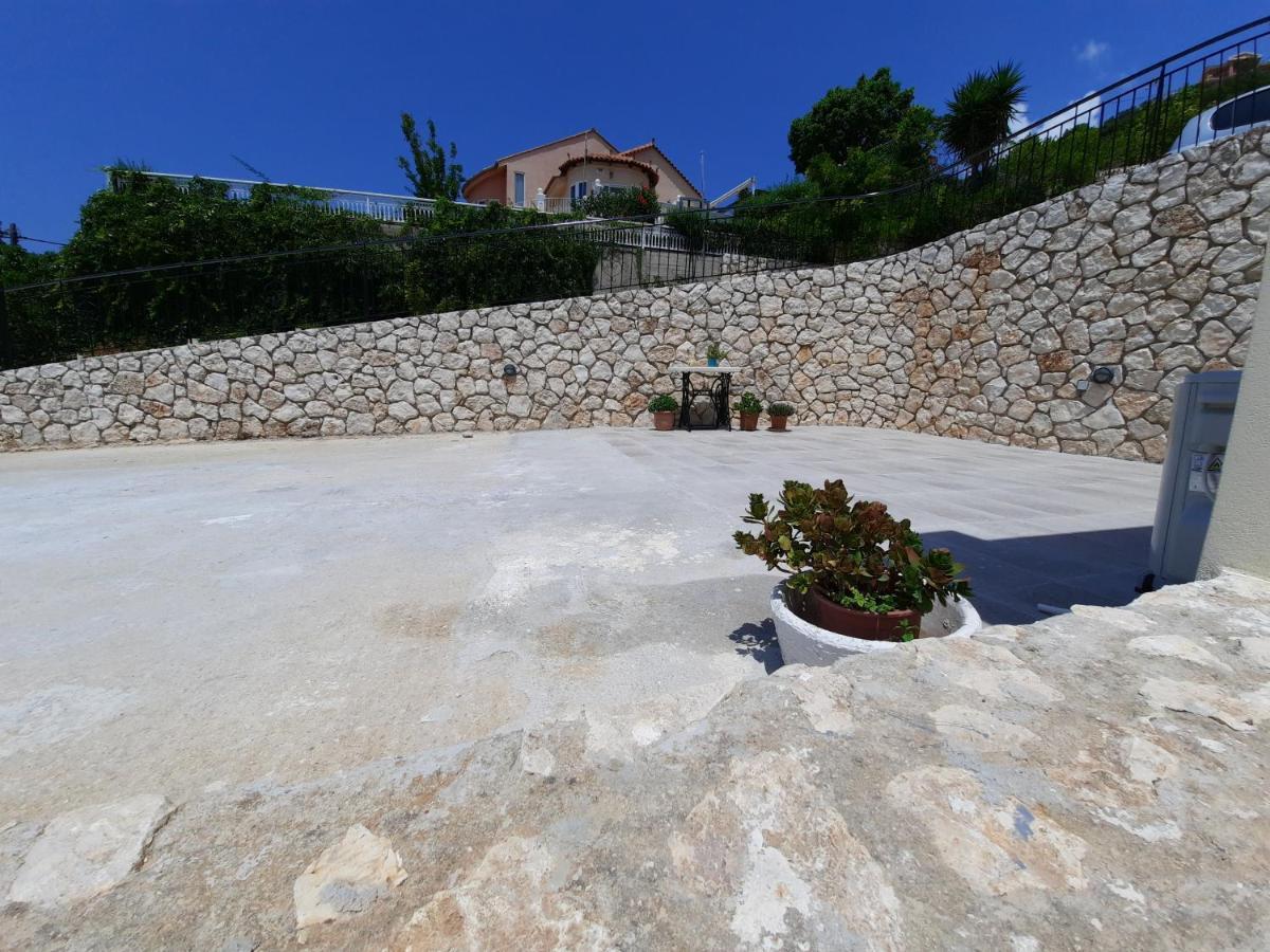 Freesia Grand Sea View Residence Svoronata Exterior foto