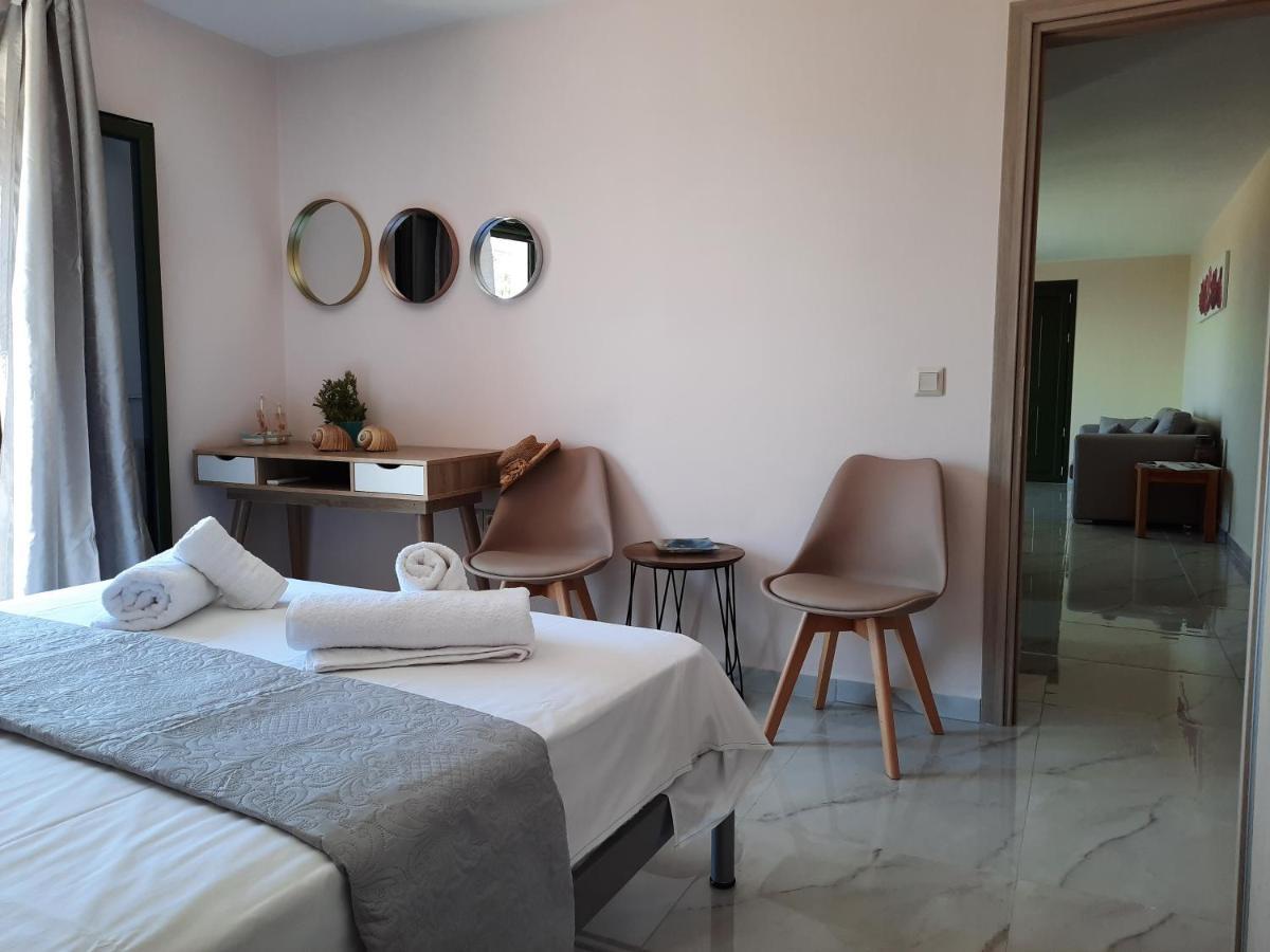 Freesia Grand Sea View Residence Svoronata Exterior foto