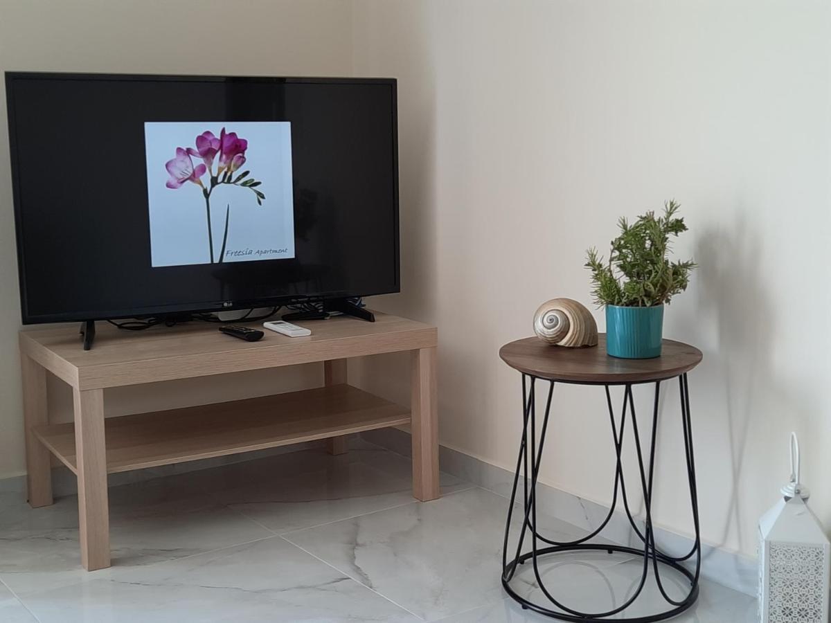 Freesia Grand Sea View Residence Svoronata Exterior foto