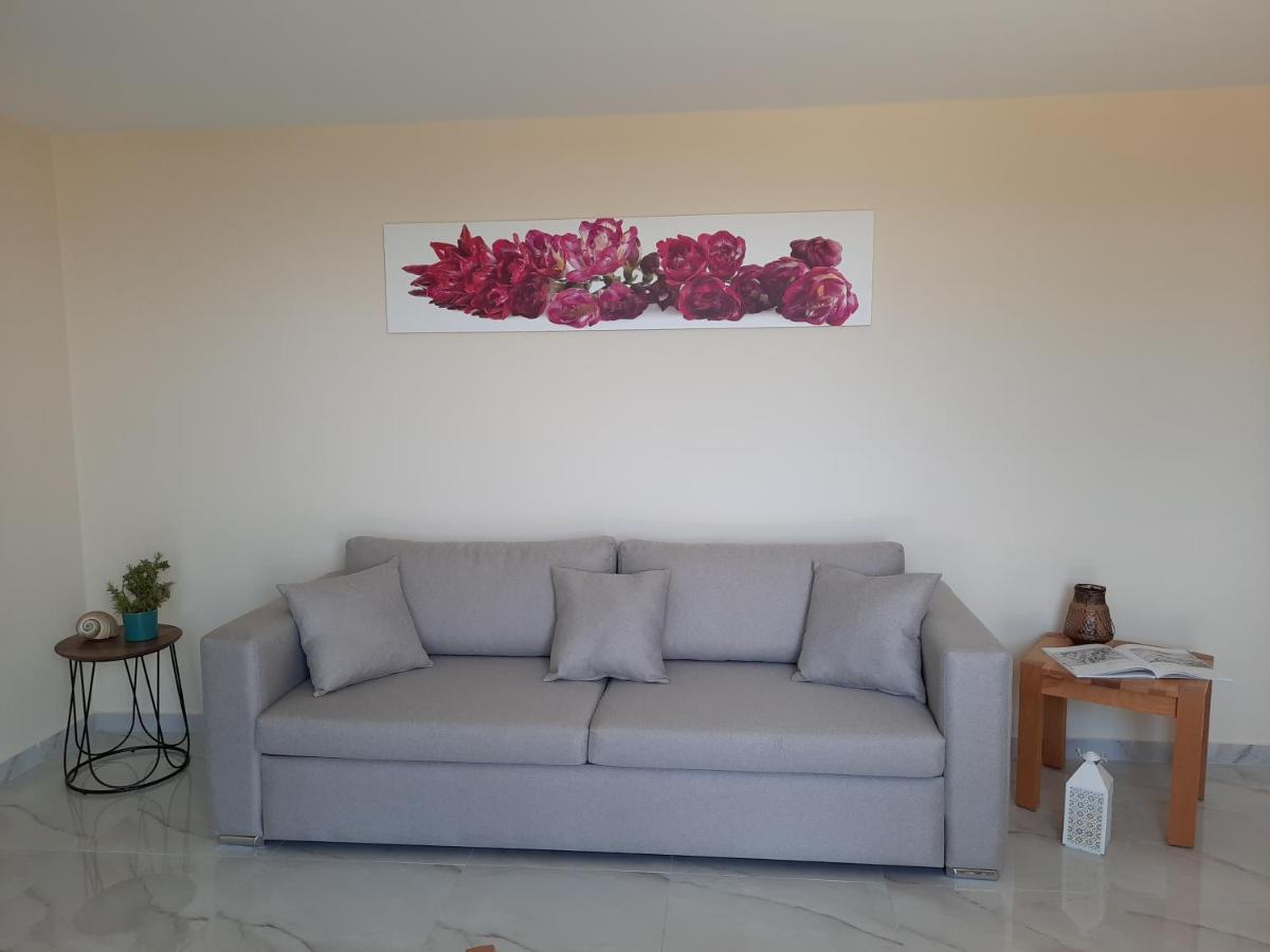 Freesia Grand Sea View Residence Svoronata Exterior foto